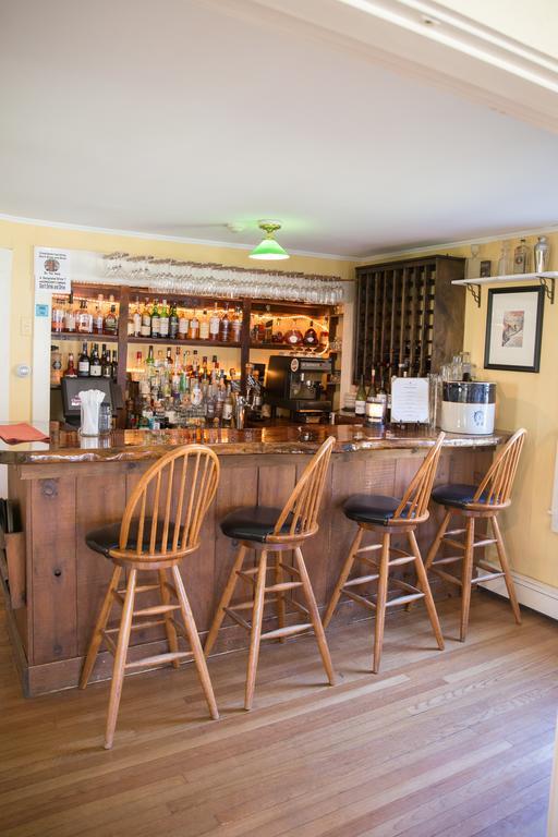 The Red Clover Inn Mendon Bagian luar foto